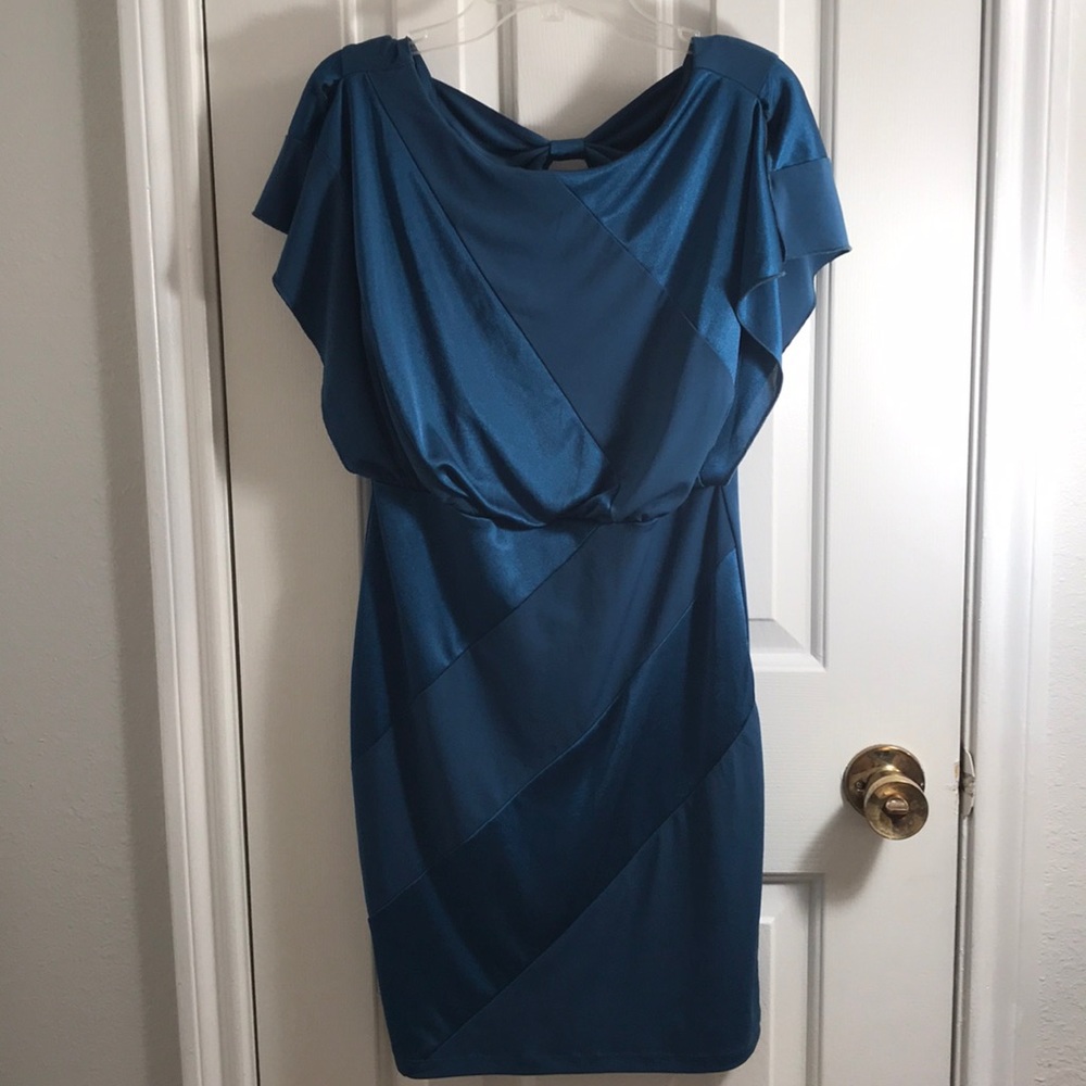 Ultra flattering Club or night out minidress- Med
